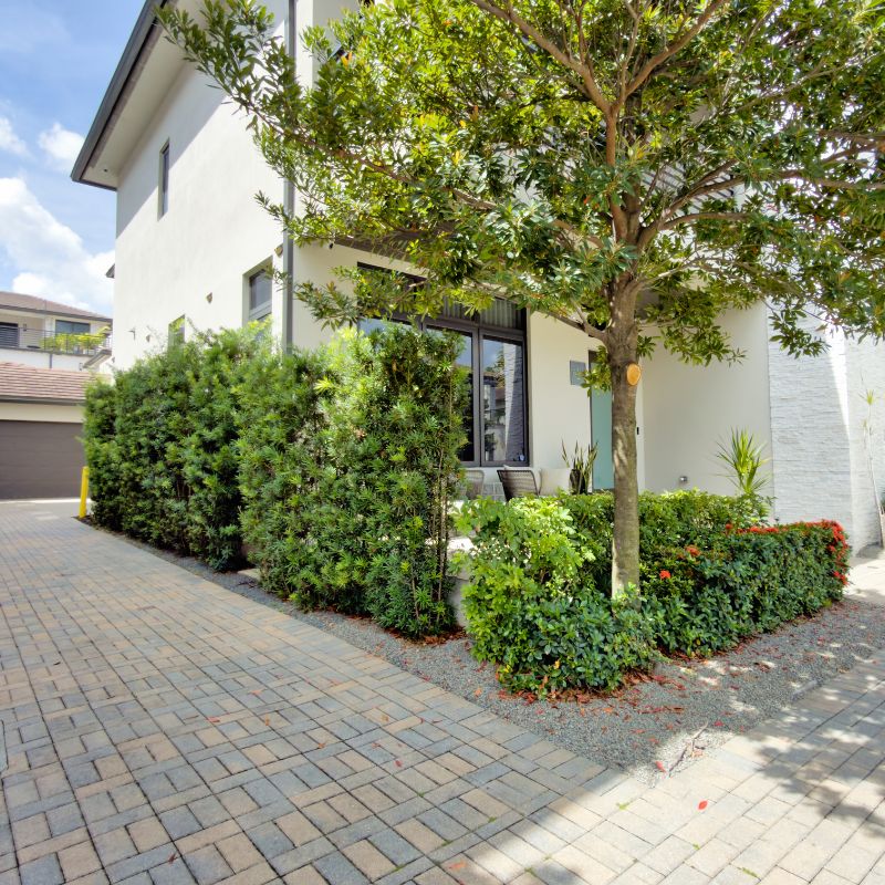 8162 NW 48th Ter. Doral, FL 33166